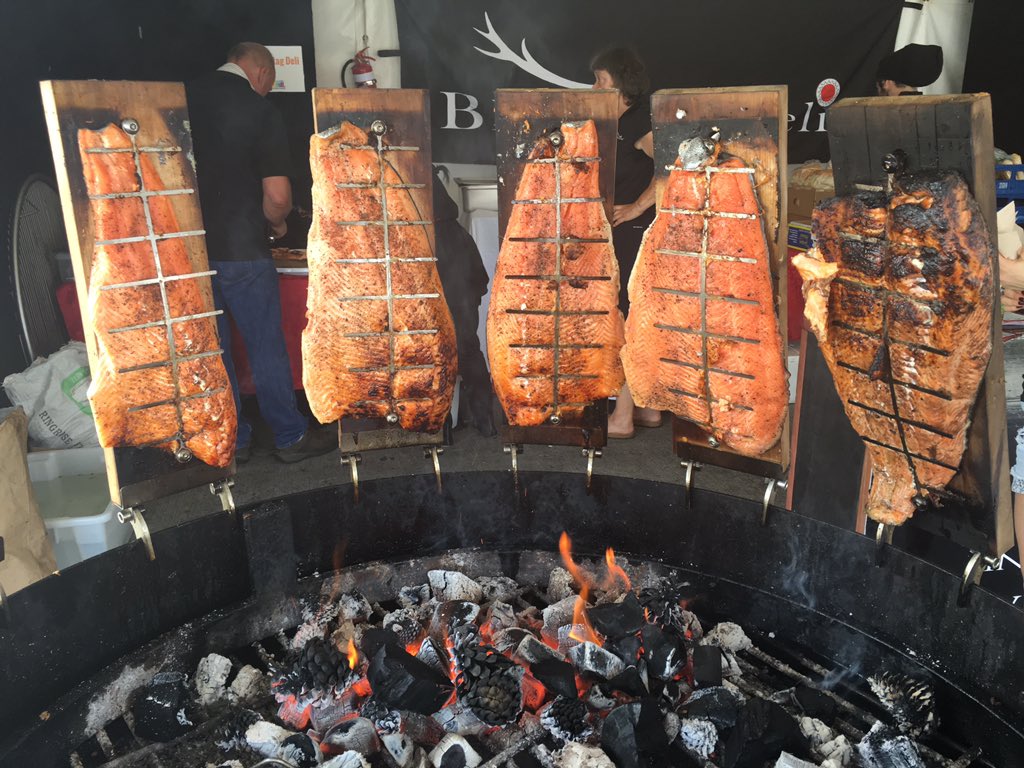 Last day of #AKLSeafoodfest and its cooking down here!
