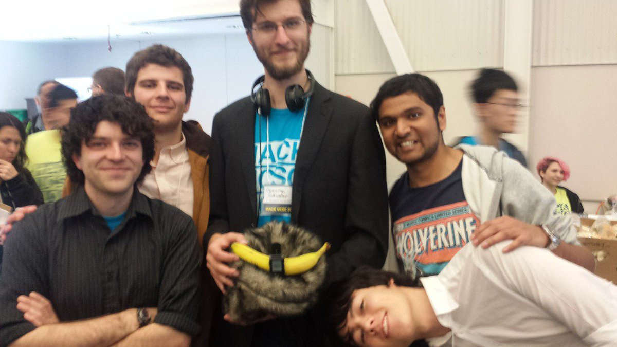 pythondreams's tweet photo. Team Electric Feline! Competing educate people about sexual harassment. #HackUCSC #UCSCHack #Hackathon https://t.co/kttRWg360n