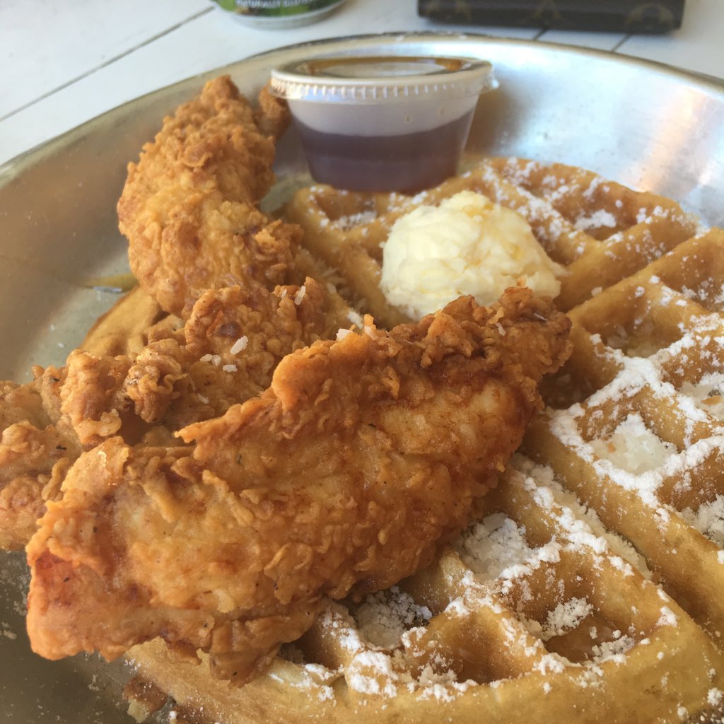 FoodsofSMU's tweet image. Next we will review @CS_TF! Yum! 😍 Post coming soon

Check out our blog foodofsmu.blogspot.com