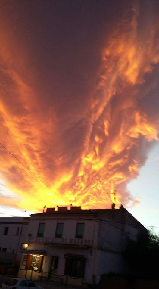 pitiberro79's tweet photo. @josemiguel_tve atardecer en Minglanilla, Cuenca https://t.co/nKh46lNMCZ