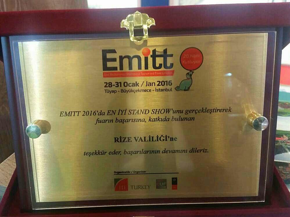 turanyilmaz_'s tweet photo. #emitt2016 #Rize Standı en çok konuşulanlar arasındaki yerini aldığı "En İyi Stand Show " ödülü ile tescilledi. https://t.co/27yHGLOVTv