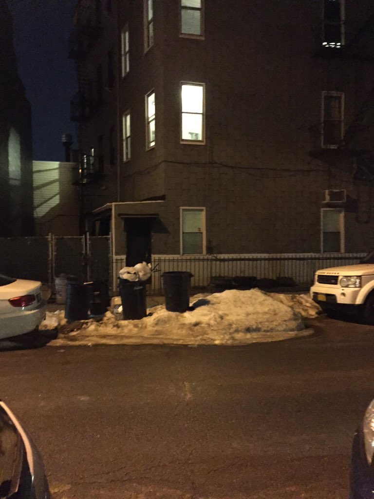 shacklds's tweet photo. @NYCASP  pretend all you want. But there is still plenty of snow on your city streets. https://t.co/lj7NmTdyWZ