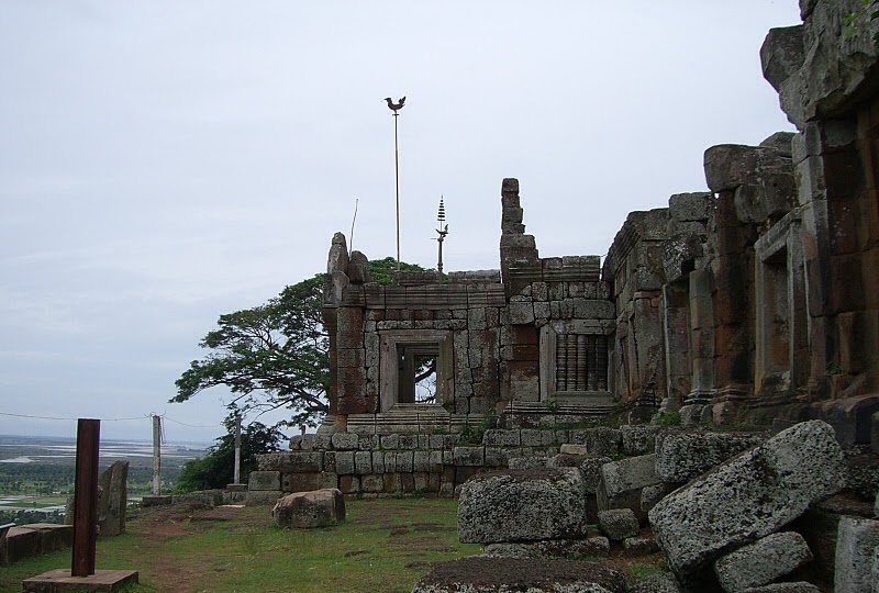 PenhTuk's tweet photo. Chiso mountain, at Takeo Cambodia. https://t.co/eScqJgRxiN