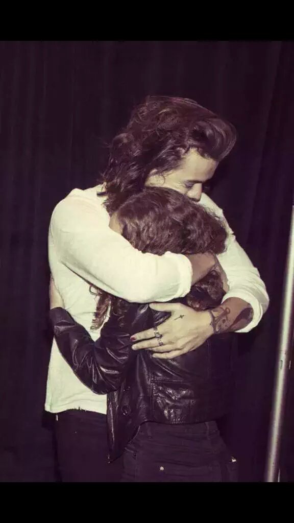1DGiveMe5's tweet photo. #HappyBirthdayHarryStyles All the love💘 @Harry_Styles have a nice dayyyyy https://t.co/zFpARzWWjO