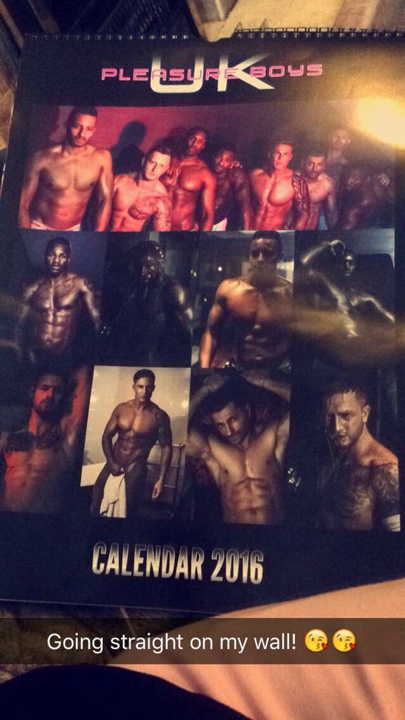 Samii_Wilschere's tweet photo. Proper eye candy to wake up to each morning 😝😘
Bring Icon back to Cornwall ASAP!😍😍 @UKPleasureBoys https://t.co/cJkxdzfLyi