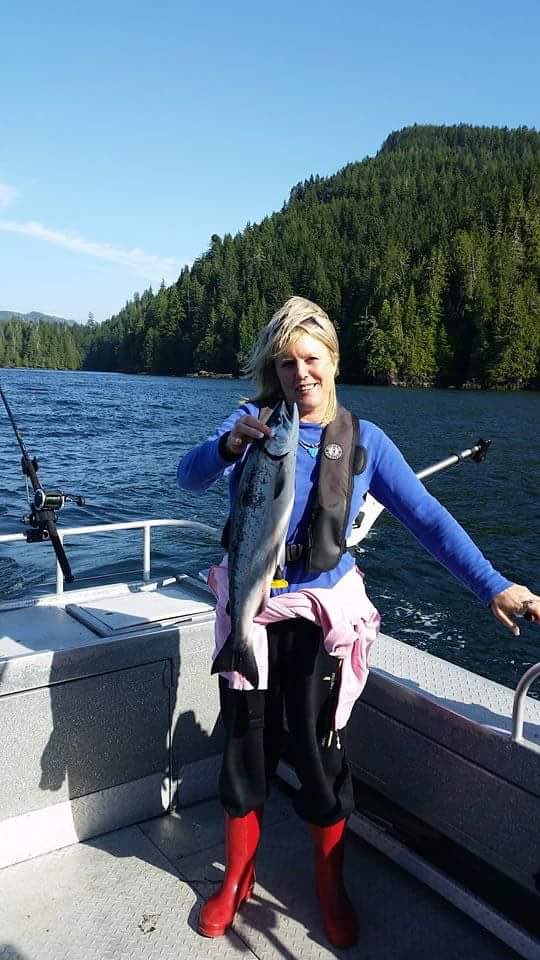 Harbourcharter's tweet photo. Woopwoop big Salmon!!! #salmonfishing #westcoastfishing https://t.co/ZQafhYpsYZ