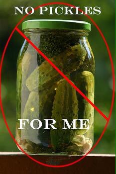 ihatetank's tweet photo. #ihate 😡 I HATE PICKLES  😡 #pickles #foodie #food #vinegar https://t.co/krTx7z0JZ9