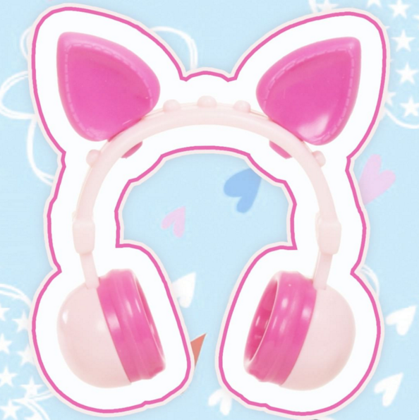 Bratz's tweet photo. Our favorite weekend accessory? Cloe's pink headphones, inspired by her spirit animal! Shop: https://t.co/Gyz7MLnUIG https://t.co/Ha1q5nBFNf