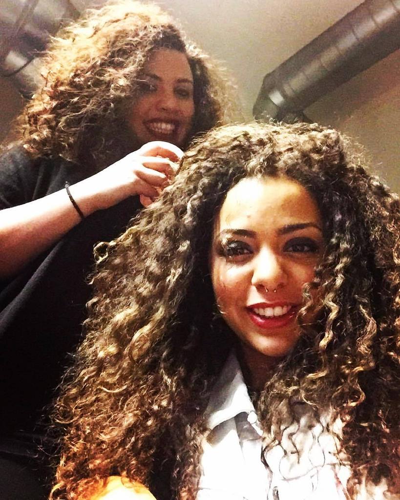 abroad_me's tweet photo. Ogni riccio, in capriccio.
One whim for each curl.
Valeriona e Rossellona ❤️🐼🐼
#erasmuslife #lastdays #endoferasmus… https://t.co/Rg2bz39dB5