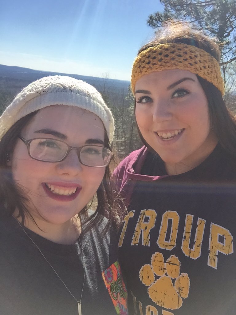FelishaNixon's tweet photo. More trips with the lil sis https://t.co/XnT6pcF7Nt