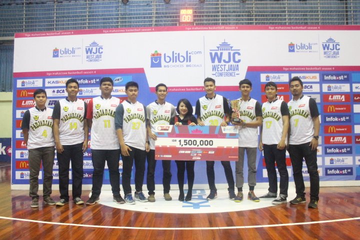 Men's Third Place : <a href="/TimBasketUNPAD/">UNPAD Basketball</a> 

Congratulation!
#LIMABasket #AwalMasaDepan