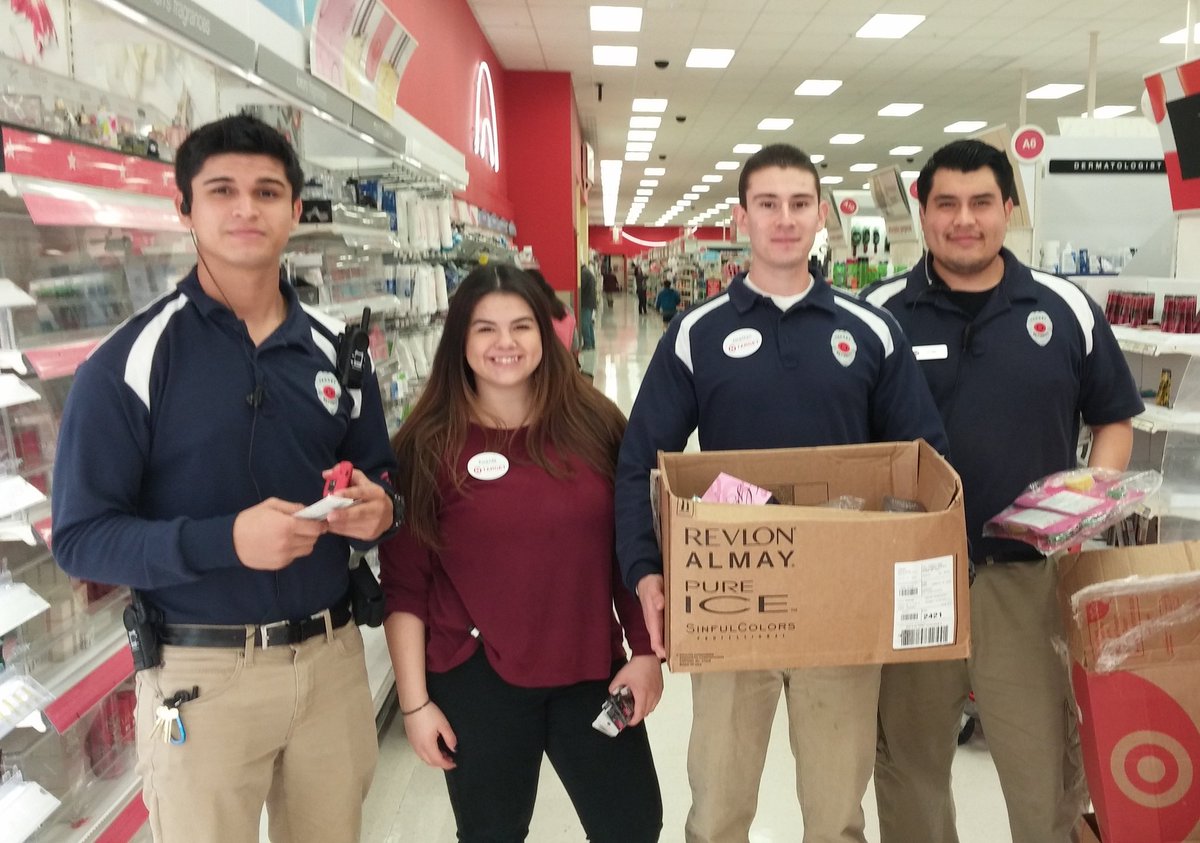 HadiaHB's tweet photo. New year, higher goals, stronger partnerships! #APnCBTM #MakeSalesNotShortage #APBlitz #T2421 @bcormalis @CN_Meyers https://t.co/flky9VwW0n