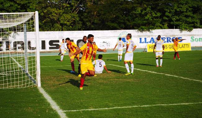 aurinegra2013's tweet photo. #Futve Llaneros y Aragua empataron en Guanare @BetCRISIntl #BetCRIS https://t.co/5zcROGzM8h