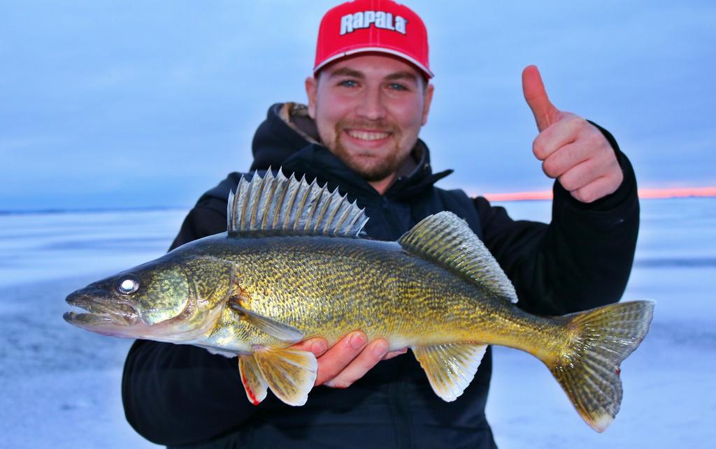 MatthewHeayn's tweet photo. Evening bite success on the #bayofquinte! @rapalaarmy @Quinte_Region @BAY_OF_QUINTE #walleye #rapala https://t.co/06f0hrVHwZ