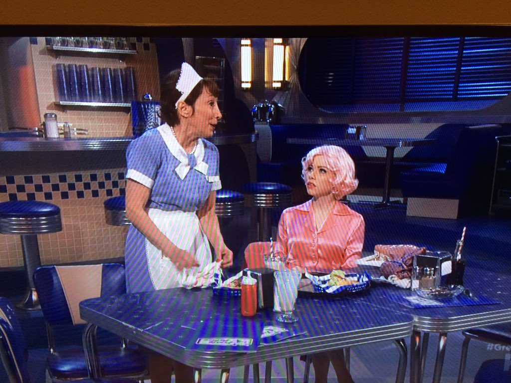 LMartinezNews's tweet photo. #GreaseLive was fun to watch with the original Frenchy! Stay tuned on FOX for @KTVZ's latest news & weather #KFXO https://t.co/tKjBPfNBdm