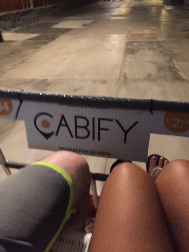 nanniecas's tweet photo. Ya a ver como es.. Tambien uso el #app de @Cabify_Peru para pedir mi #anconeta 😁 https://t.co/ptFS03xb23