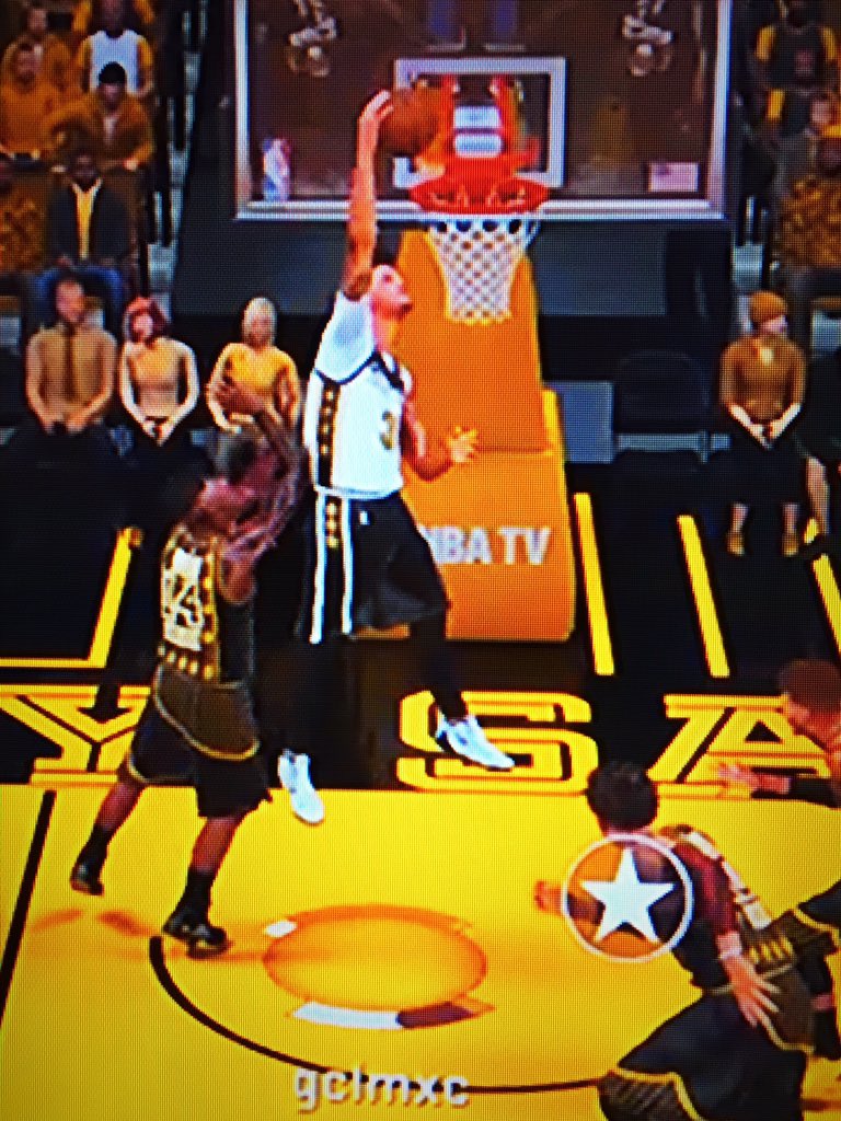 2kBags's tweet photo. Gclmxc with a career high 28 points on 13-13 shooting to secure a victory for the Sandy Bags https://t.co/rGOIp5KhJ9
