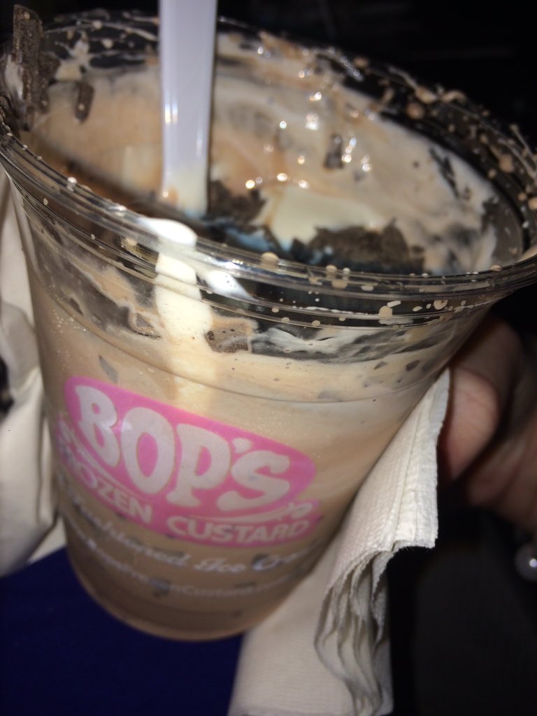 hannah_dye's tweet photo. 😋😋😋 https://t.co/cSlsHBX6yT