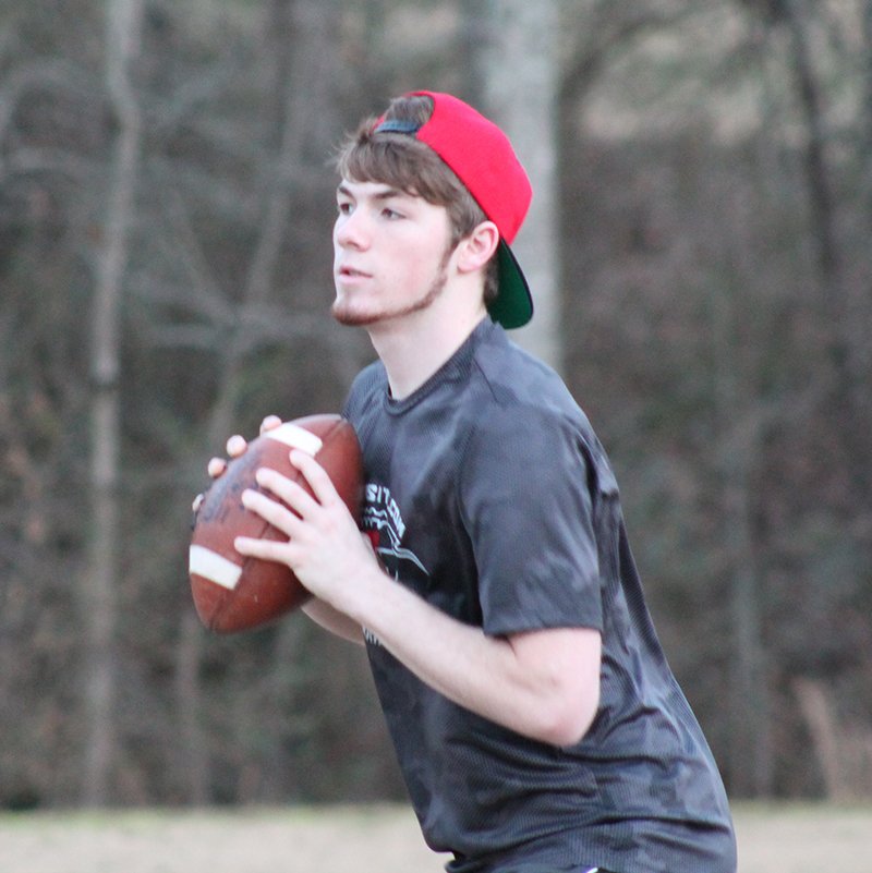 JBtalkinSportz's tweet photo. Hillcrest QB Alec Morton looked strong at SCV/QB1 Training at Mauldin HS today. https://t.co/5FQhCI8j15