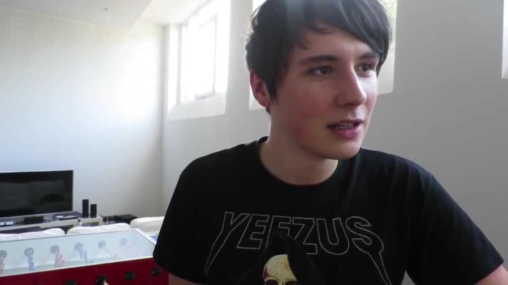 pancakehowlter's tweet photo. Dan is laterally so adorable -ivy https://t.co/XYl7MhDORA
