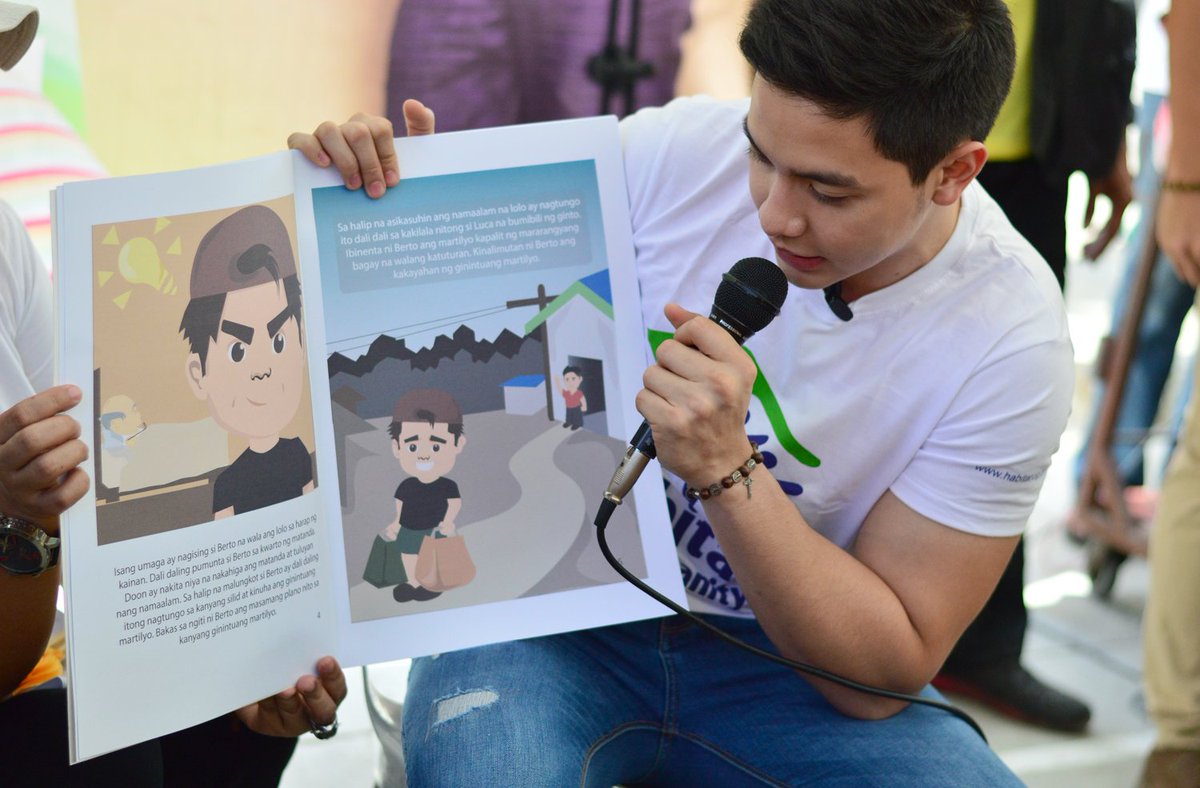 HabitatPhils's tweet photo. HFHP Ambassador @aldenrichards02 brought smiles to a community. #WeBuildWithAlden Read more: https://t.co/YyfJldsJQ5 https://t.co/SYRIYo7mZY