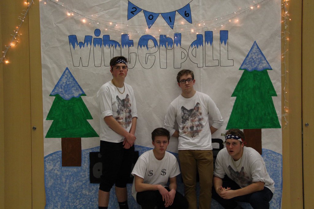 postersbypaola's tweet photo. @wolfpackbangerz posing with the winterball backdrop made by yours truly!! ❄️ https://t.co/olvzPATV6C