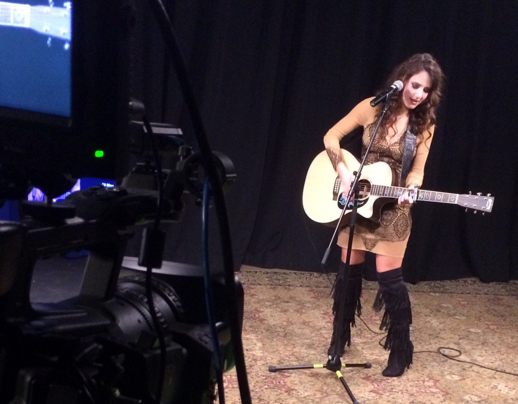 BobDanielActor's tweet photo. Shooting Episode 6 @musiccitycorner with delightful and talented @kendalconrad https://t.co/0mVSFIv9AO