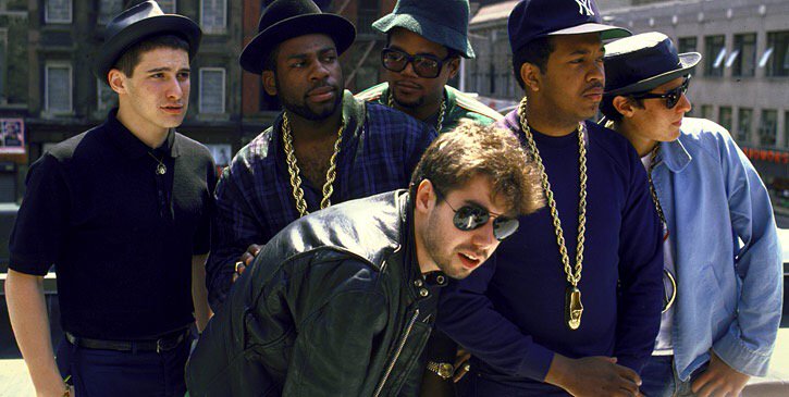 HipHopRapPics's tweet photo. Beastie Boys &amp; Run DMC https://t.co/SSTaDZVzIX