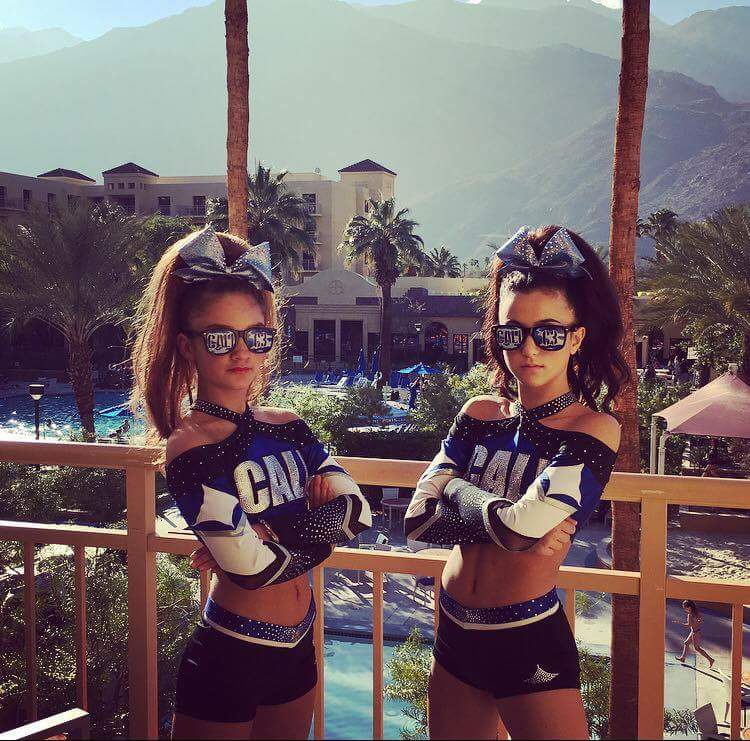 poshponyandbows's tweet photo. #hairroyalty #cheerroyalty #cheerhair #cheerdiva #cheerperfection https://t.co/CjuRqUkdtu