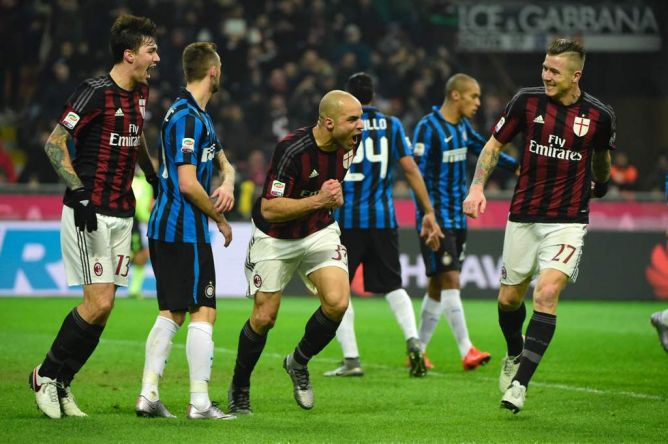 RT <a href="/Metro_TV/">METRO TV</a>: Angga Hancurkan @d_wahjoedin  goo.gl/Xz9z9X