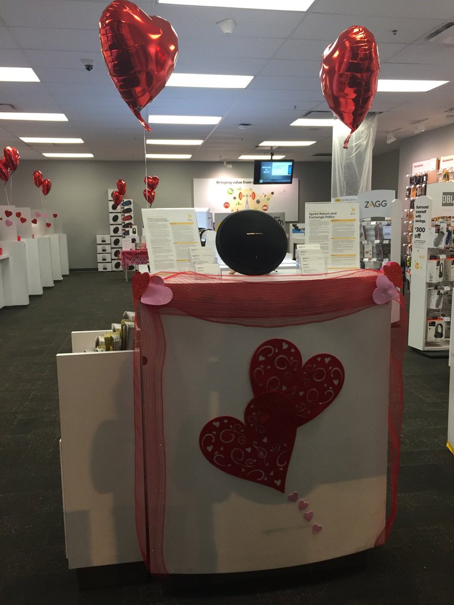 Sherwood4128's tweet photo. Come on into our location at the Sherwood Mall and save big this Valentine's Day! https://t.co/SG62WGIbfr