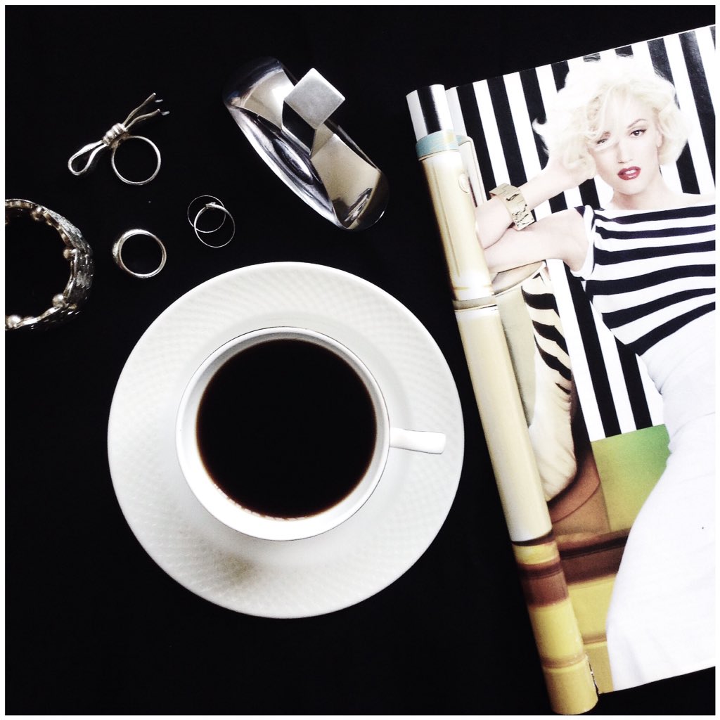 aprilnunezzz's tweet photo. Mornings be like? ✌🏻️#blogger #flatlay #fashion #style #cagayanvalleyblogger https://t.co/XP3xMDGkHC
