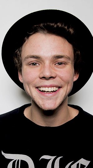 5SOSLA's tweet photo. Just in case you hadn't cried enough today. https://t.co/aWH0MWTAVn