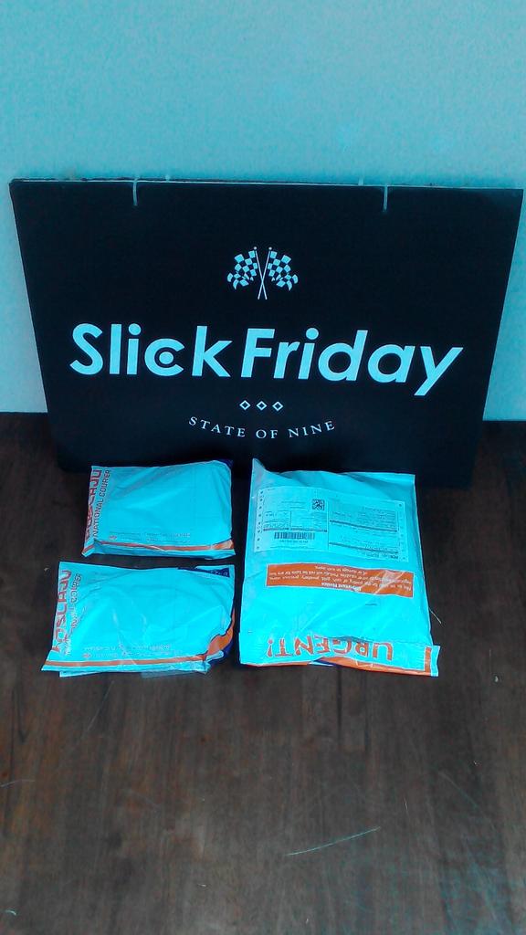 syamilafif_'s tweet photo. 3 bungkusan hari ni. Syukur. #SlickFriday https://t.co/2WGkjo2JBq