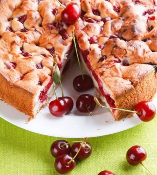Charlotte with cherries. How to #cook - read more: best-recipes555.biz/charlotte-with…