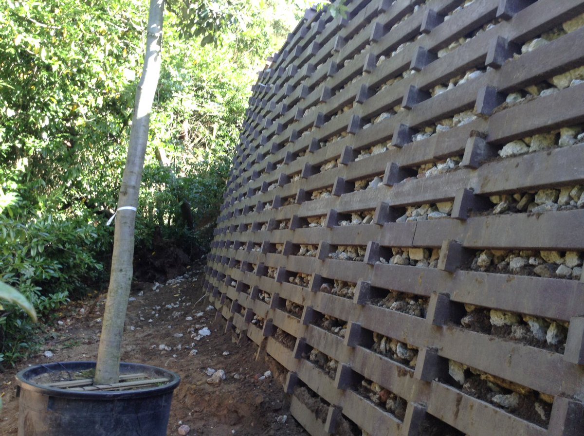 pcconstruct's tweet photo. Morning Twitter, Happy February! @ecocribwalls #Ecocrib https://t.co/b3m2F3Tagg