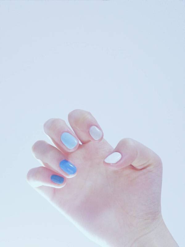 Sherry_fiona's tweet photo. 清淡平和 琐碎日子里的温暖《海街日记》#nail #new #vacation #winter #wintervacation #newnail #寒假 https://t.co/3lrxIE7921