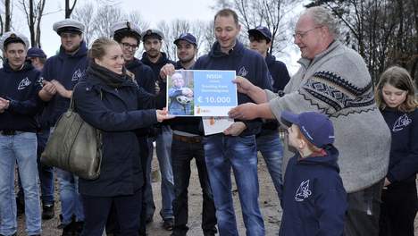 Scoutingclub Karel Doorman krijgt 10.000 euro voor nieuw clubhuis s.ad.nl/4236058 <a href="/kdgroep/">Karel Doormangroep</a>