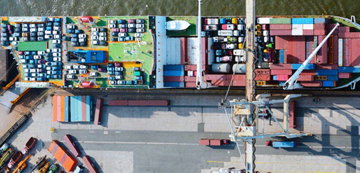 TSystemsFrance's tweet photo. Le port de Hambourg marie #cloud et #logistique avec SAP Hana et smartPort Logistics https://t.co/JqgwmQJbUy https://t.co/yfzr1voBEA