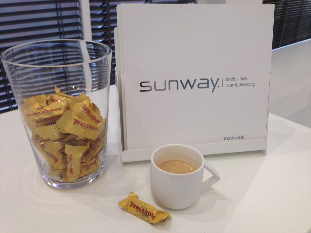 We zijn begonnen #intirio. Onze gastvrouwen zetten een heerlijk vers kopje koffie. Welkom op stand F90-G91