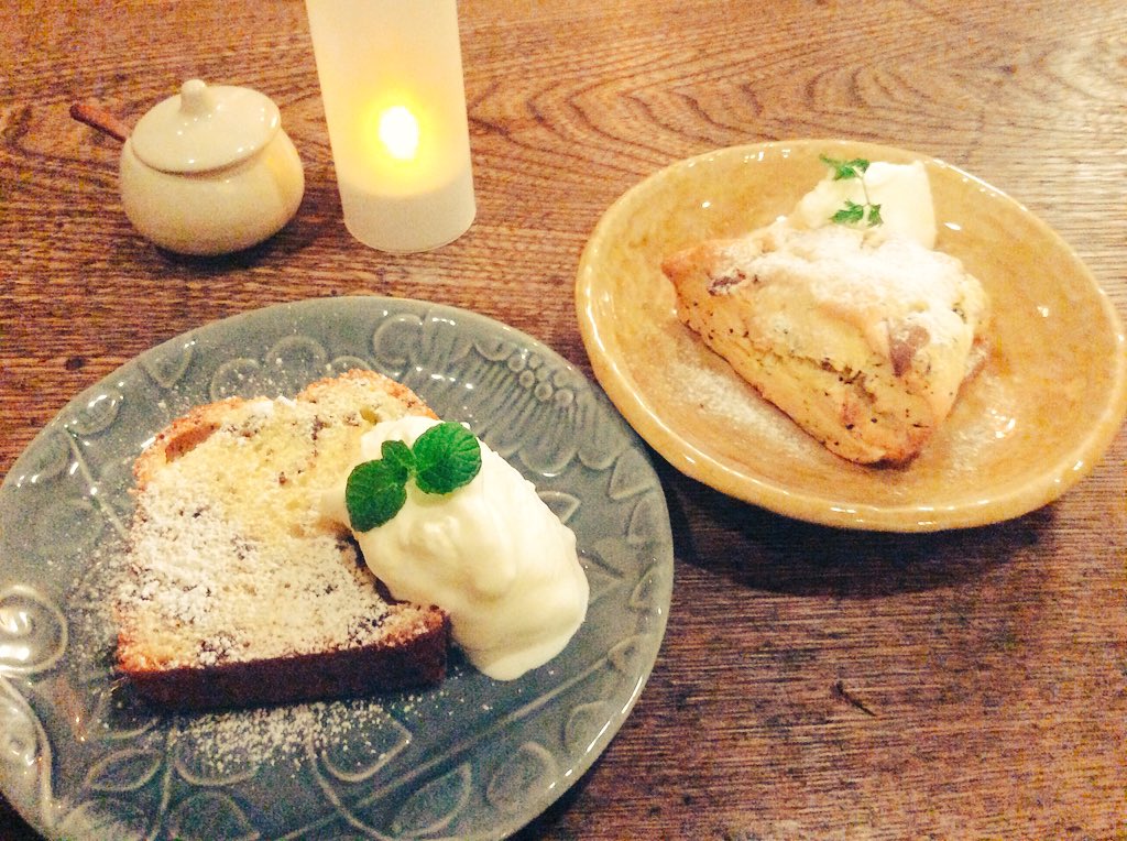 今月の季節のパウンドケーキは…チョコミント🌿
スコーンは…紅茶とホワイトチョコレートです！
どちらも美味しく出来たので、食べにいらして下さい^_^