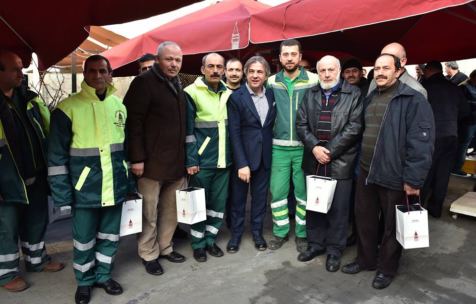 BeyogluBld's tweet photo. Başkanımız @AhmetMisbah Demircan, Ocak Ayında Doğan Çalışanlarımızın Doğum Gününü Kutladı. https://t.co/FVTBYz8I4j