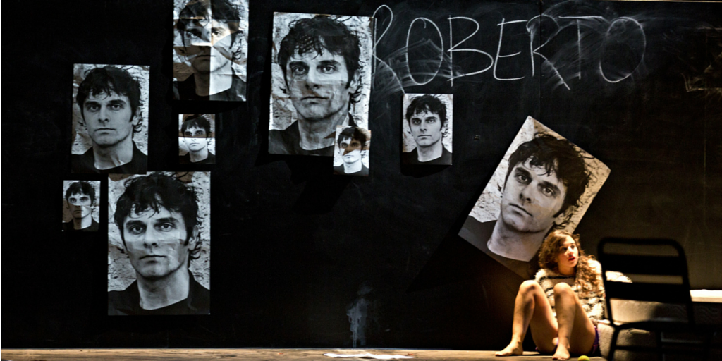 Rencontrez l'ennemi public n°1 !
→ Allez voir " Roberto Zucco " @TGPCDNStDenis <a href="/MarmaiPio/">pio marmai</a>

bit.ly/1WVcHIH