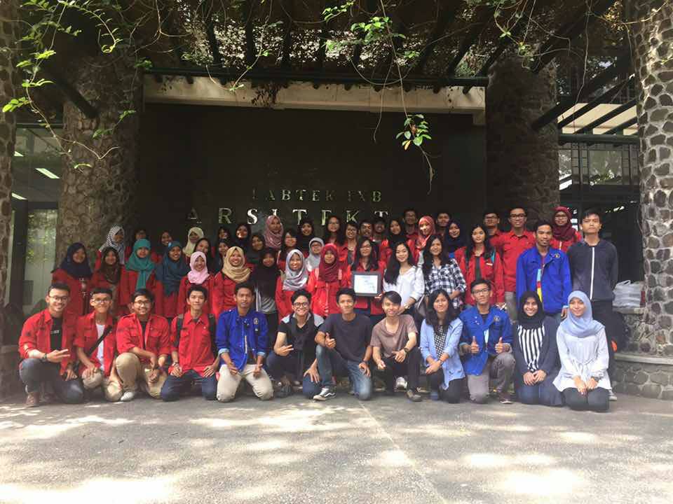 [KMTA Goes to Architrip Bandung 2016]

Nantikan architrip selanjutnya, ya!
