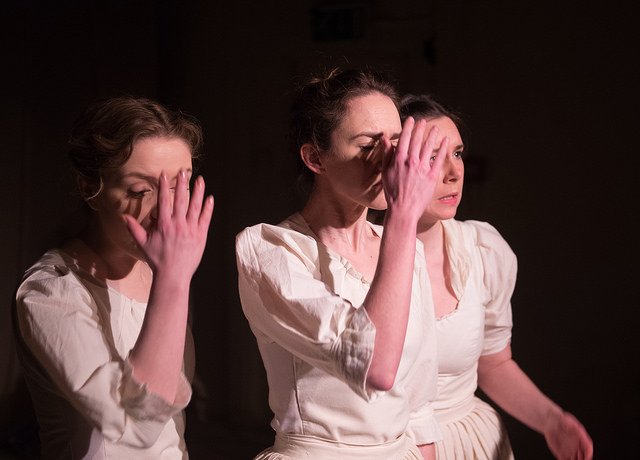 RosieBTheatre's tweet photo. A couple of excellent production shots by Bill Knight from #JaneEyre 2nd Feb - 14th Feb. https://t.co/jbtXyBpzdH
