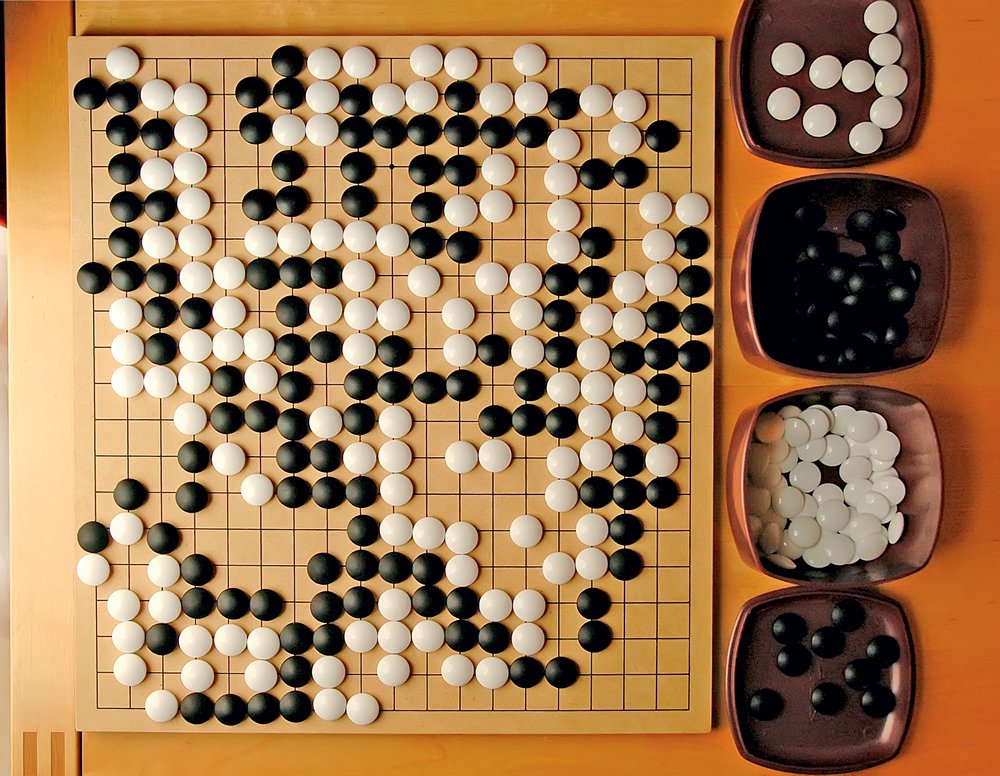 Настольная игра го. Игроки в го. Игра го япония. Китайская игра го. 3 игра го.