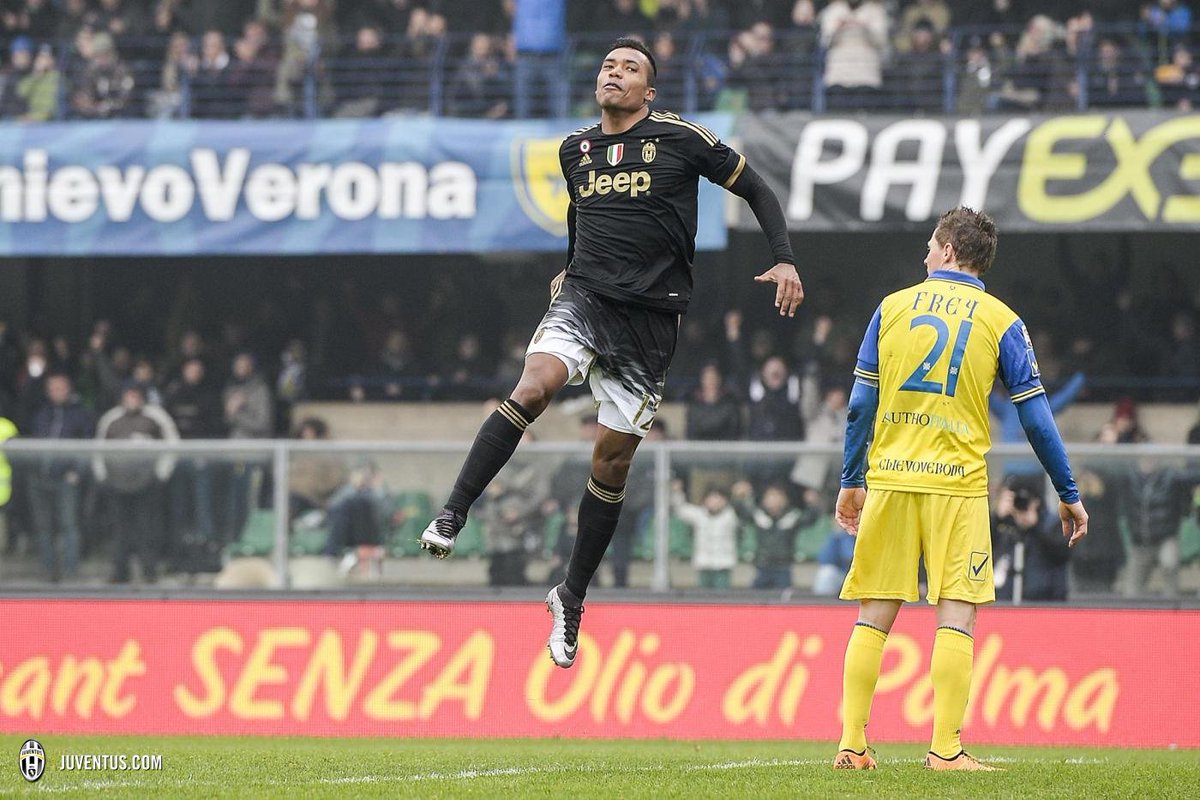 lorenzo_addante's tweet photo. Aspettando #JuveGenoa #PaulLabile @comparato56 @boro4091 @NicolaManfreda @DomeFede @LorenzoAddante @GiuseppeCompara  https://t.co/JNWA1HCohu