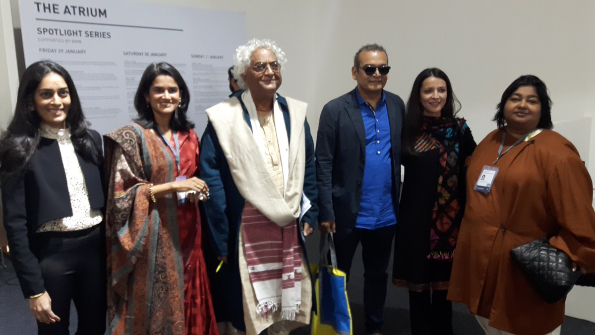 @Mlathgupta in conversation with #RajeevSethi #SubodhGupta #MallikaAdvani #SunithaEmmart #TaraRoy @India_ArtFair.