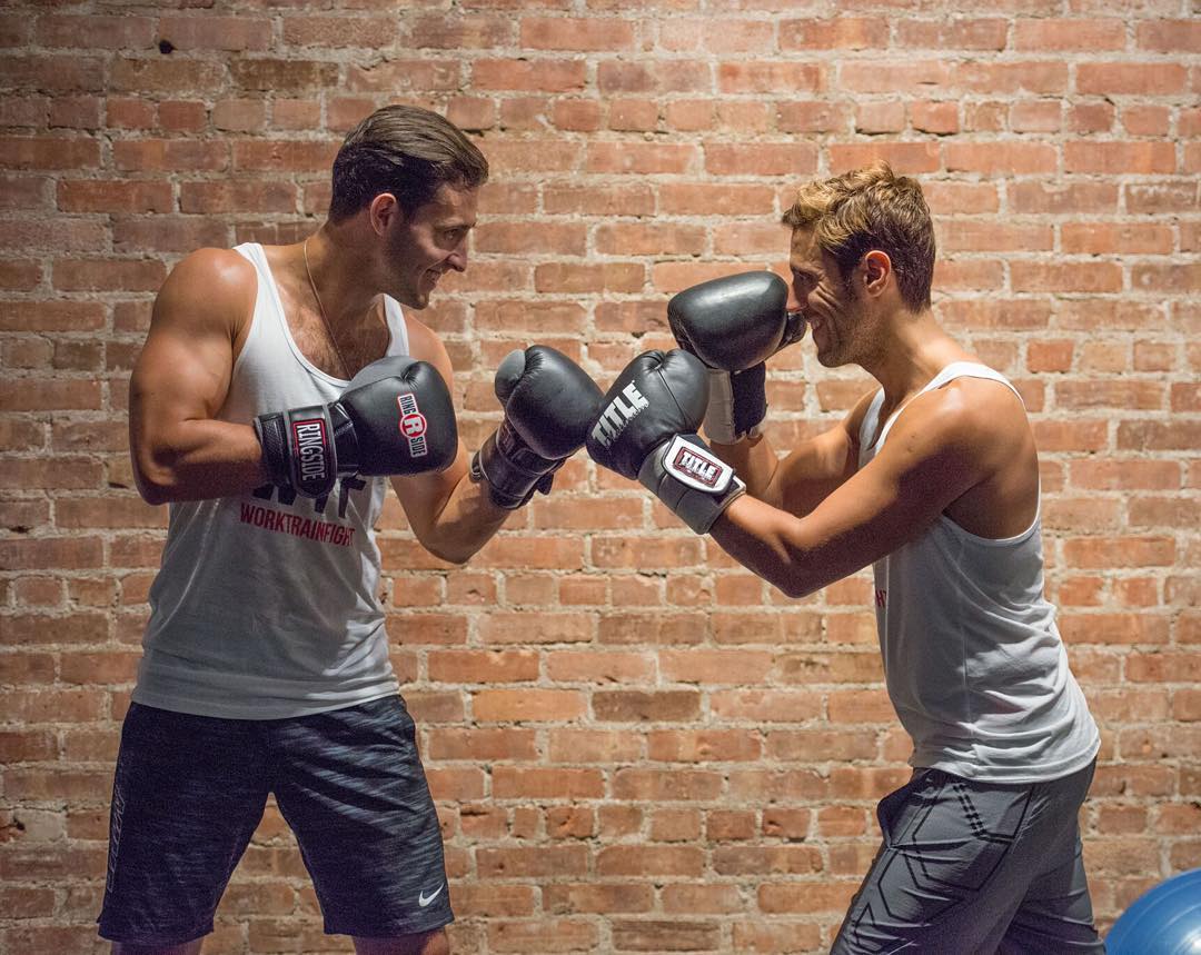 taylorrlts's tweet photo. 💪👊 https://t.co/nRsm9mrghT
