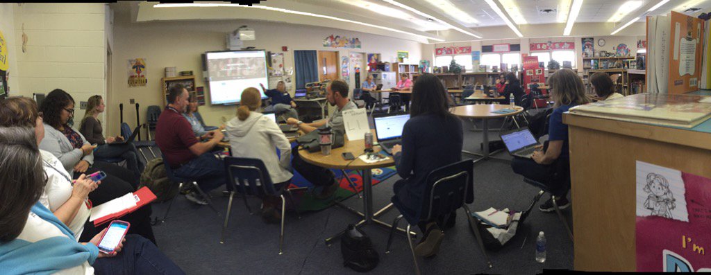 LouAnneMetzger's tweet photo. Google Apps for Education: Very engaged group! #vbplempower https://t.co/A7SoXfAiie